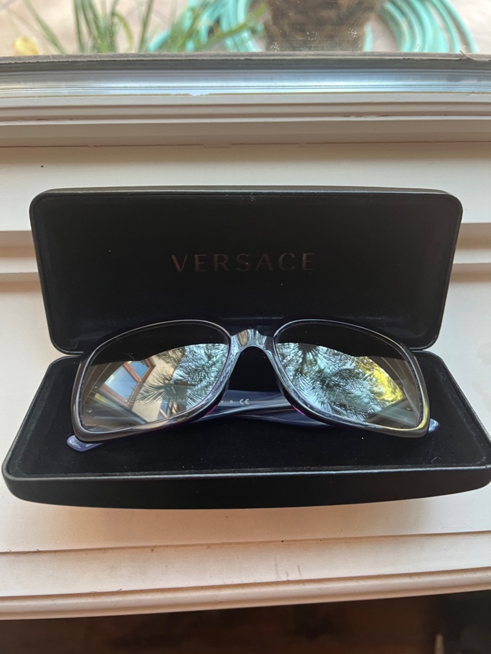 Versace Deep Purple Sunglasses - Picture 11 of 16